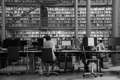 University_library-750×500